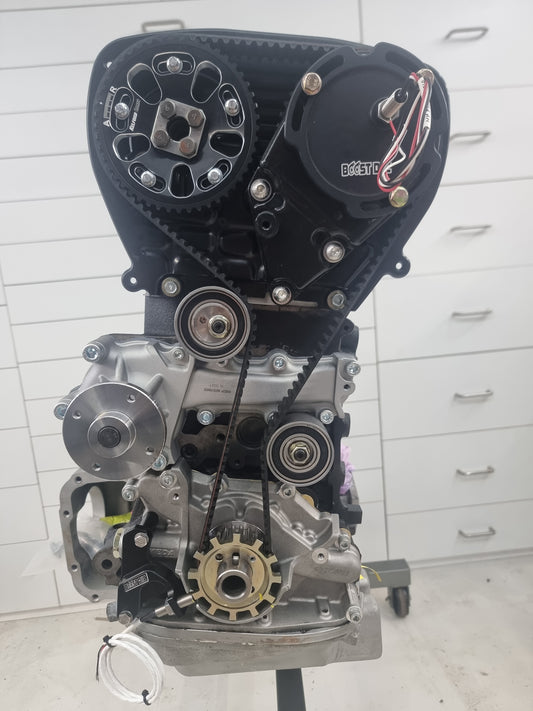 RB trigger synchronization kit fitted. 
Upper and lower kit installed, with timing belt and water pump.