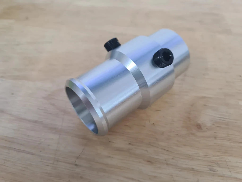2 port top radiator hose outlet upgrade replacement for RB25 &Neo engines.
Coolant hose adapter fitting