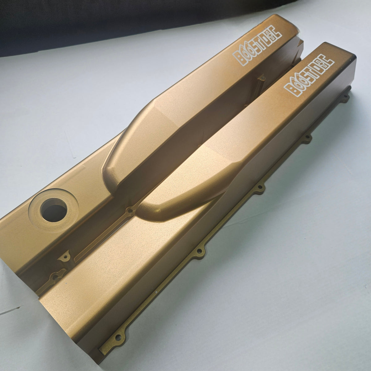 RB26 Billet rocker covers, fits RB20 RB25 Neo RB26. Custom baffled anodized.  With and without GT Stripe