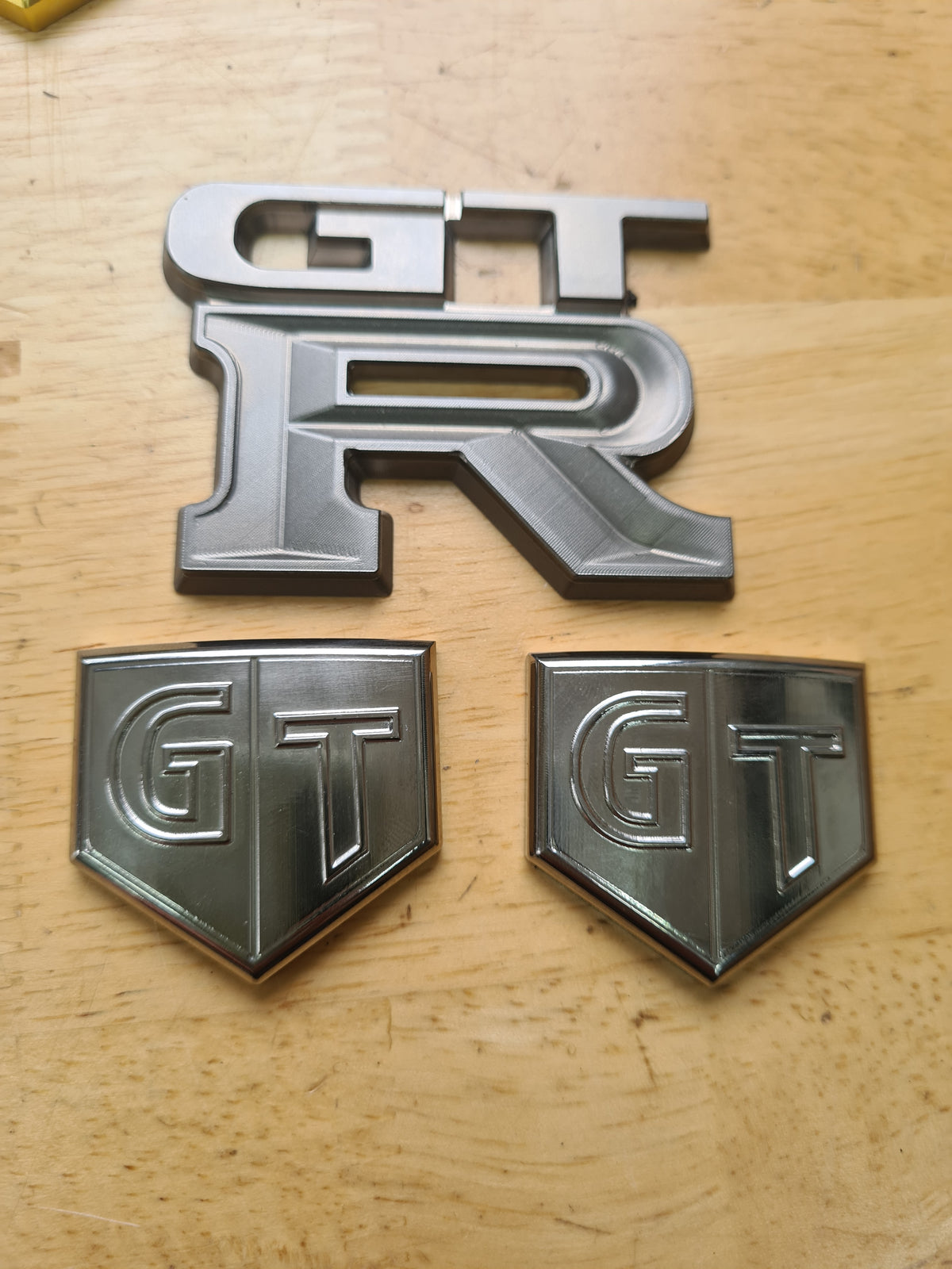 Upgrade Nissan GTR Skyline Billet and Titanium Badges full silver