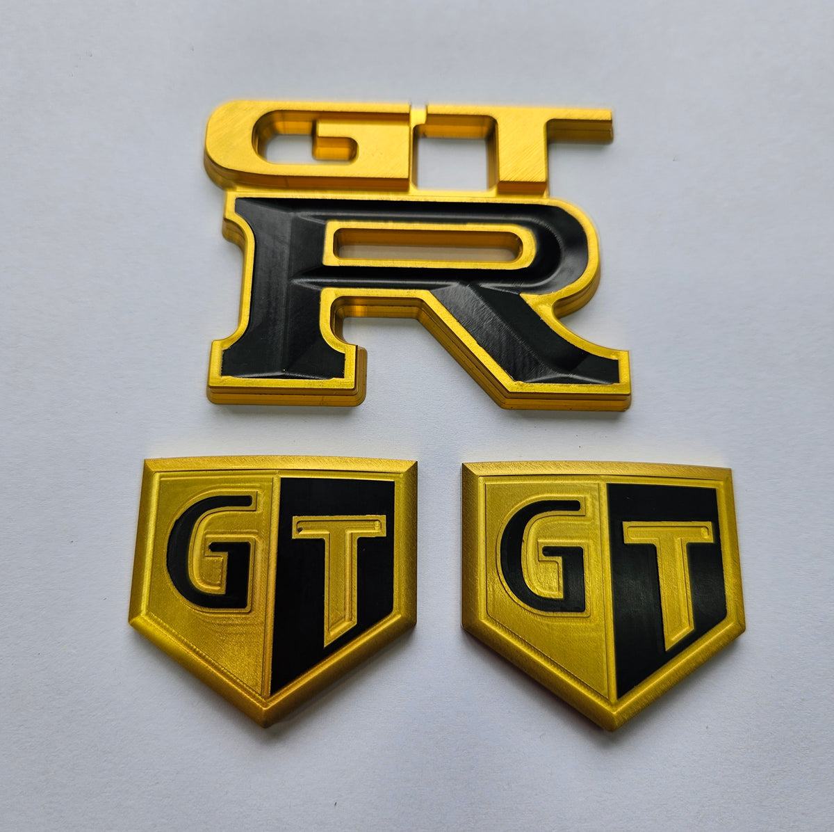 Upgrade Nissan GTR Skyline Billet and Titanium Badges gold black