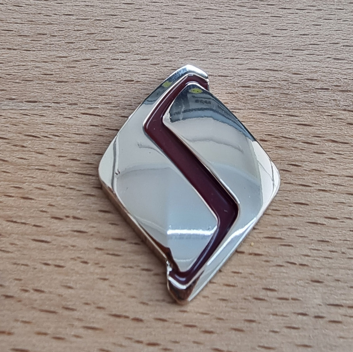Upgrade Nissan GTR Skyline Billet and Titanium Badges red silver s