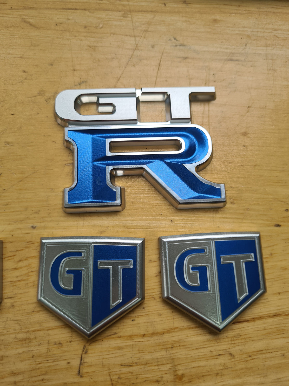 Upgrade Nissan GTR Skyline Billet and Titanium Badges silver blue