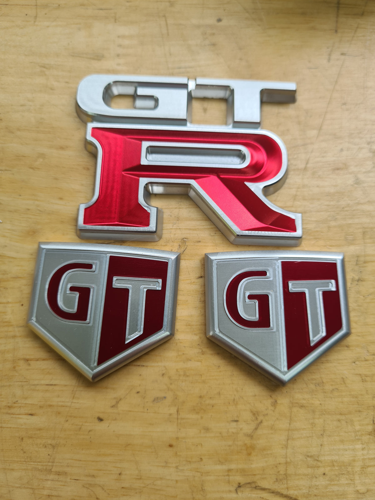 Upgrade Nissan GTR Skyline Billet and Titanium Badges silver red