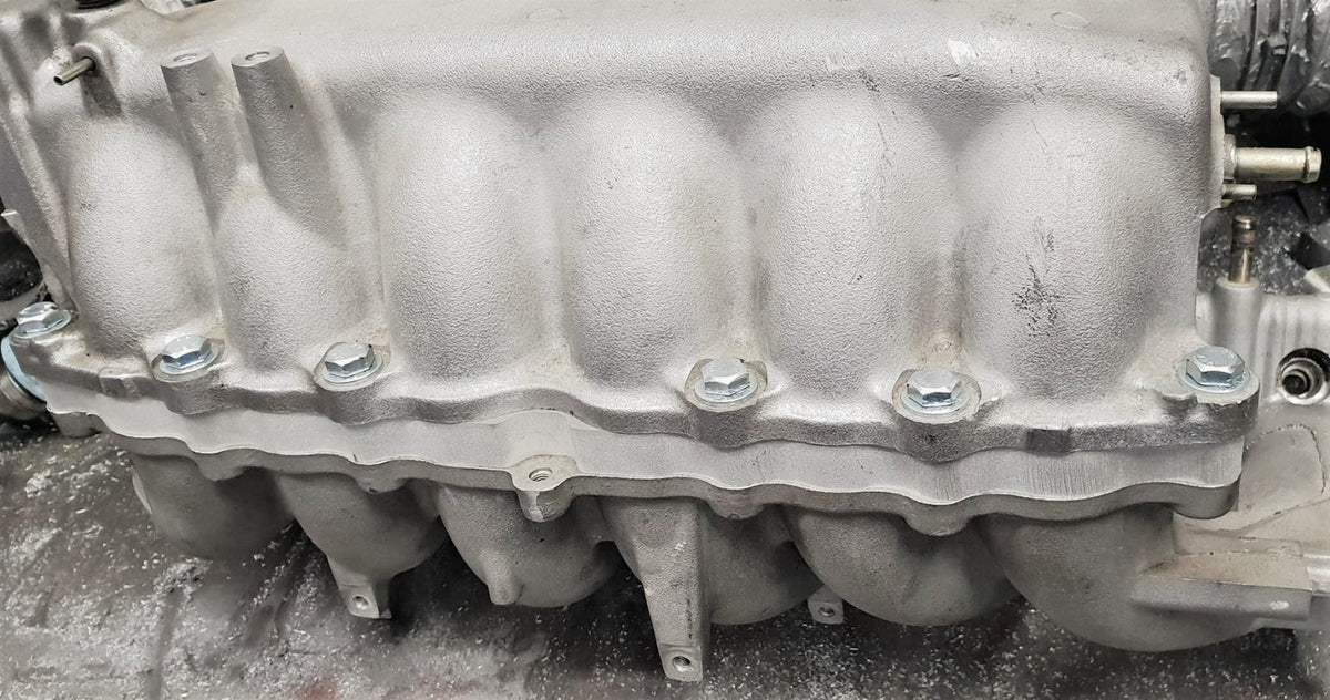 Neo plenum intake manifold spacer. 