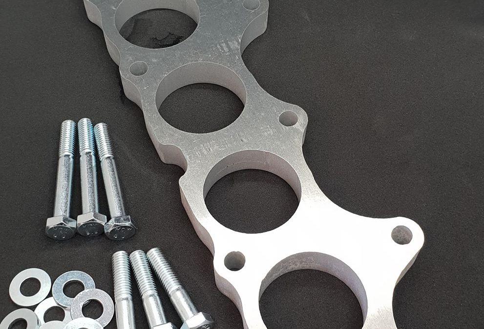 Intake manifold adapter spacer for Rb25 det and neo.